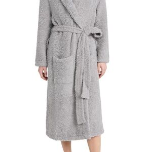 Barefoot dreams Fleece Robe